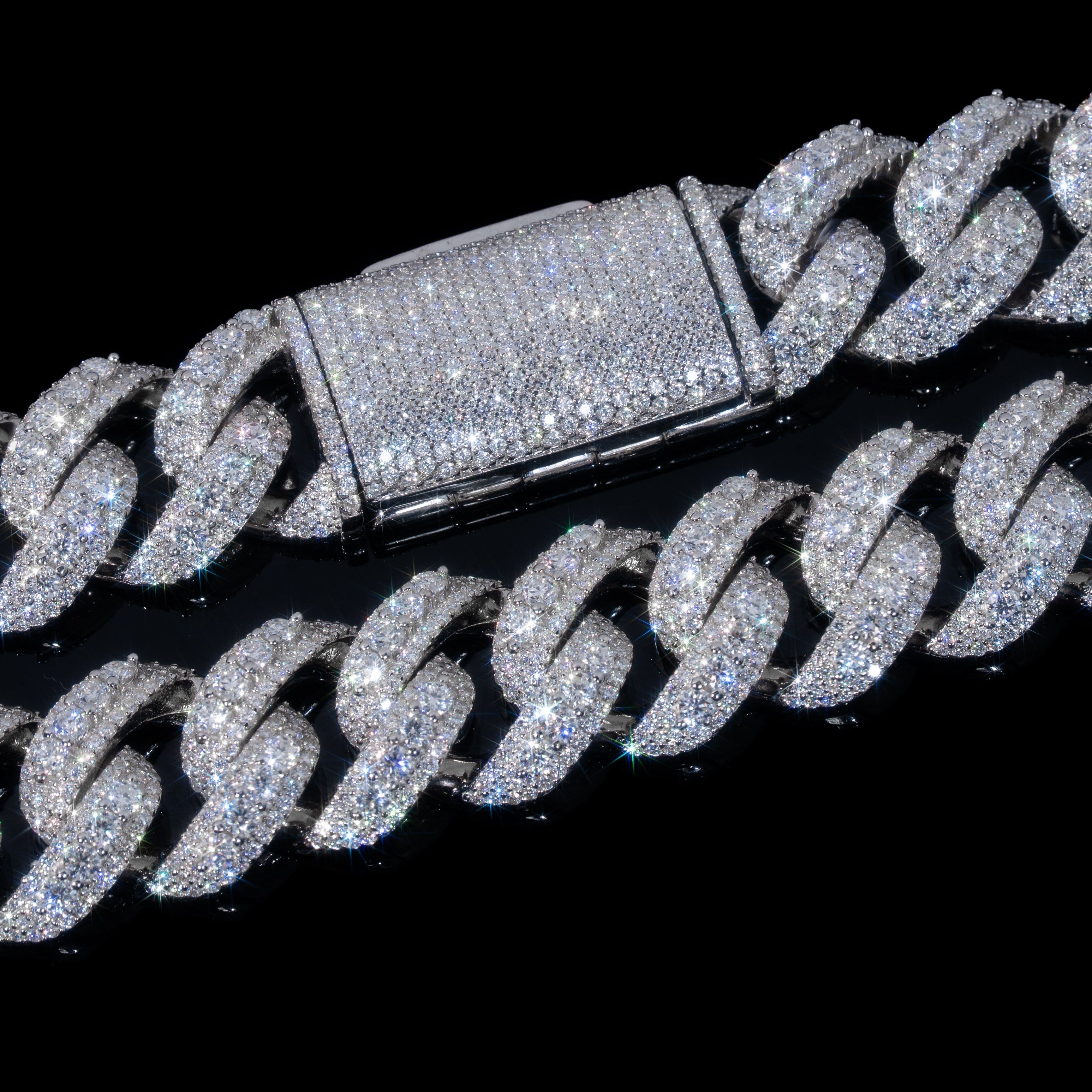 18mm Raised Pointer Cuban Chain