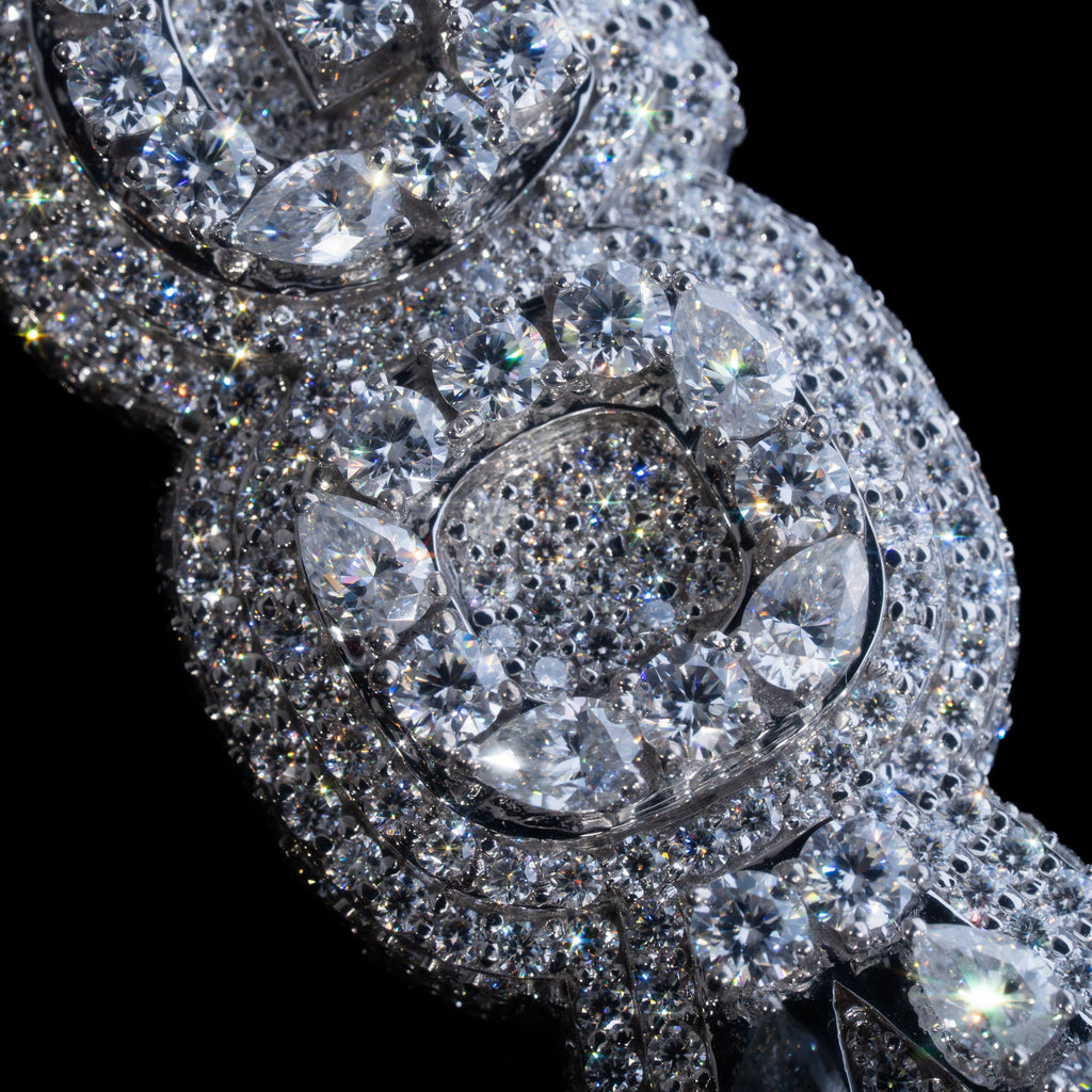 Large Vertical Pendant | Exotic Cut