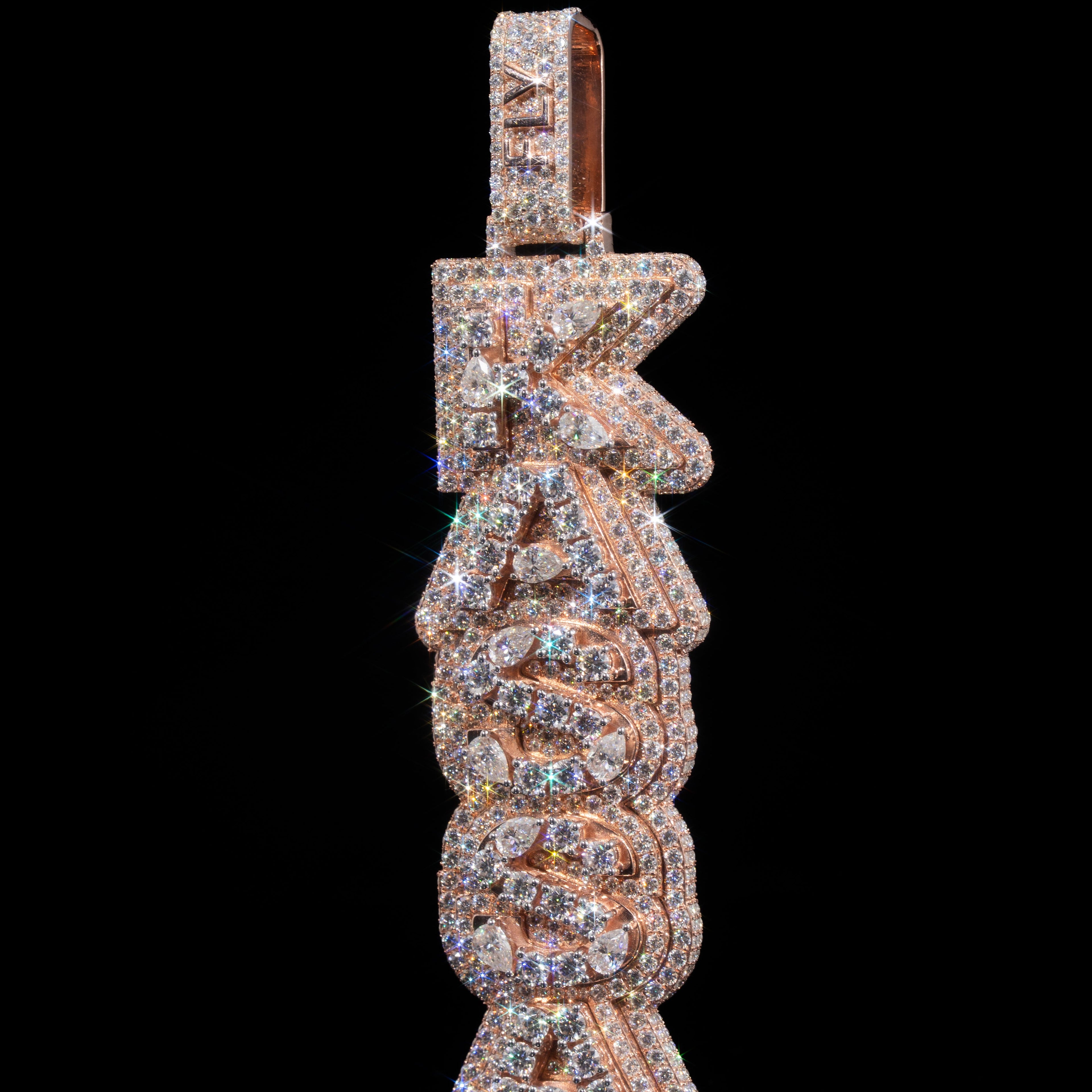 Large Vertical Pendant | Exotic Cut